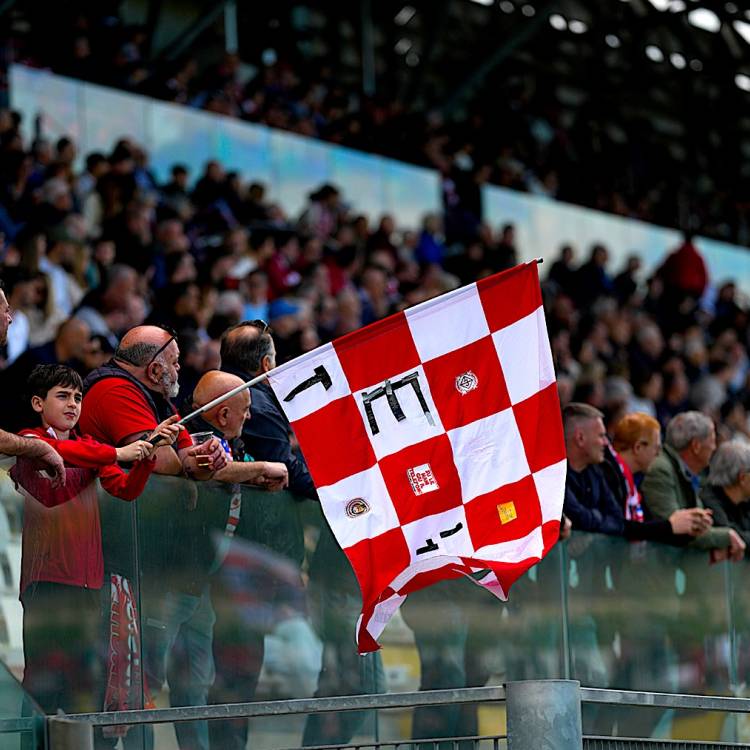 Tariffe promozionali per la prima ufficiale di Coppa