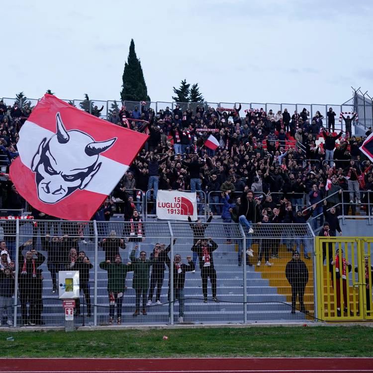 Prevendita al via per la trasferta di Macerata